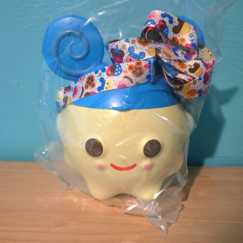 Cute Poppi Popcorn/candy Crossbody
